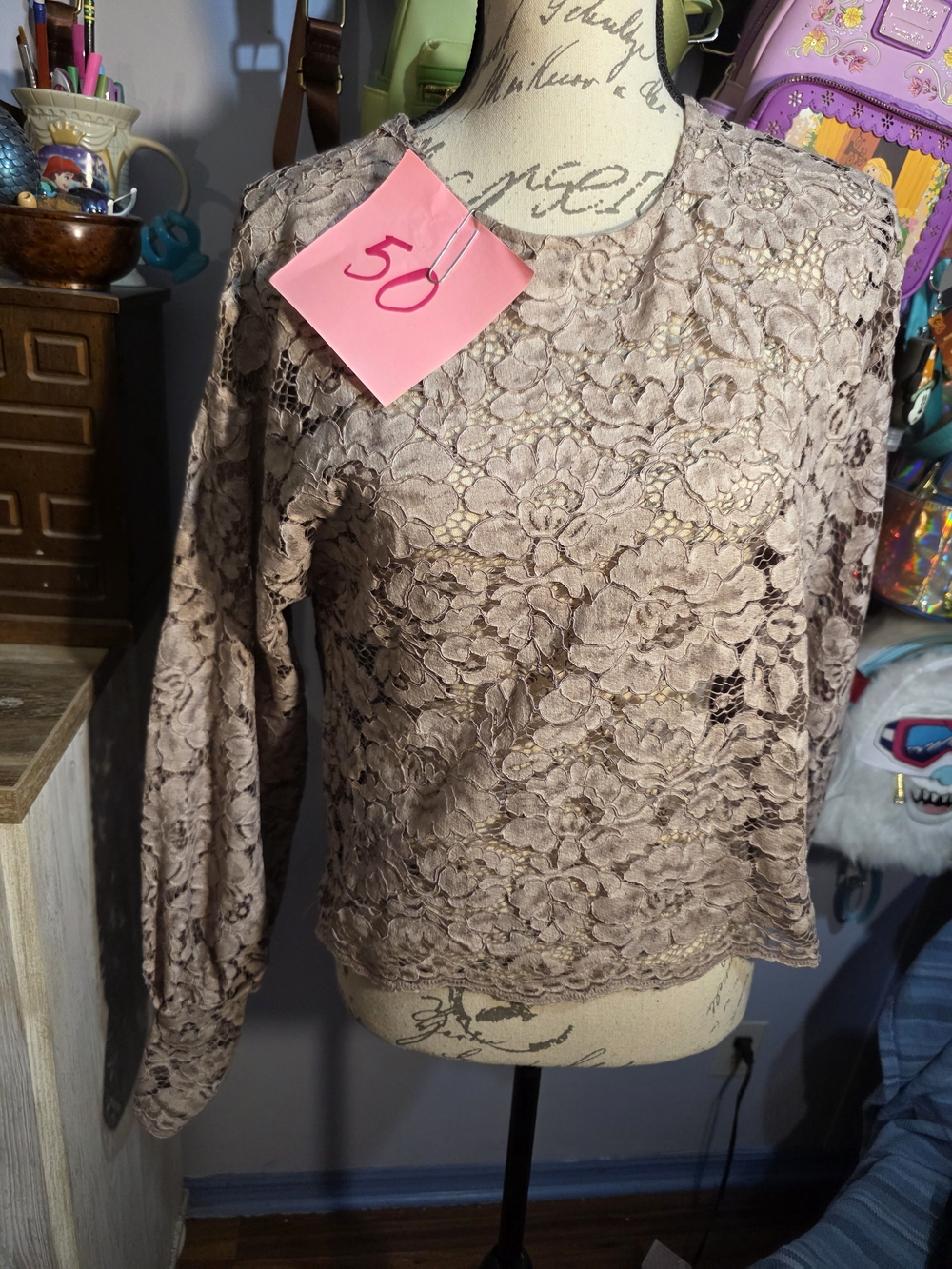 Zara Lace Beige Top Longsleeves Button Cuff Size Small